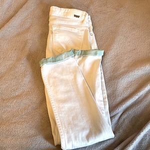 White Denim Levi’s